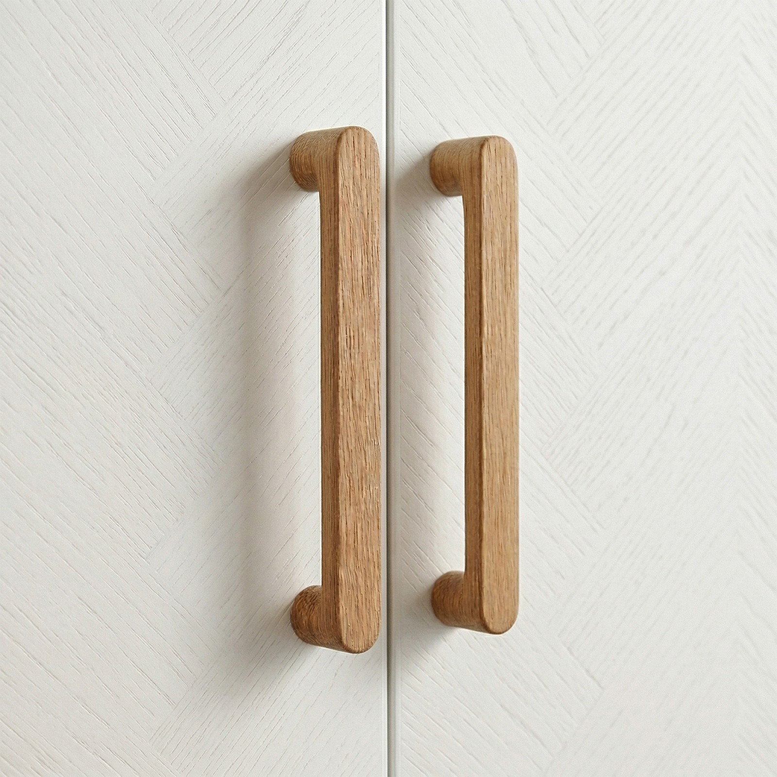  Zaokrąglony Drewniany Uchwyt Meblowy 26cm